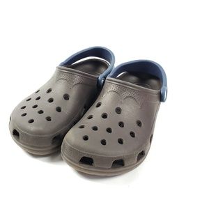 Crocs slips on clogs womens 6/7 mens 4/5